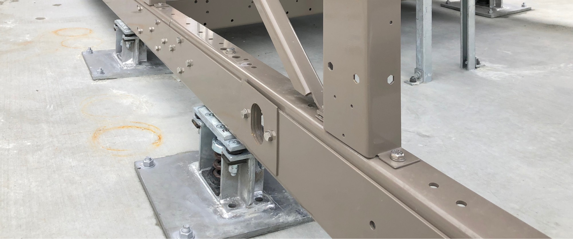 KINETICS® FLSS isolators